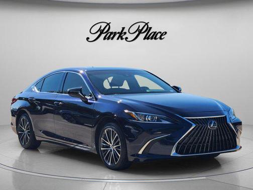 Mica 2025 Lexus ES 300h Premium