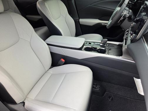 Eminent White Pearl 2026 Lexus RX 350 Premium