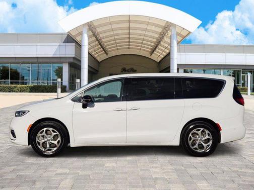 2024 Chrysler Pacifica Limited