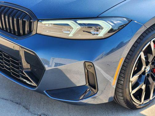 2025 BMW 330 xDrive