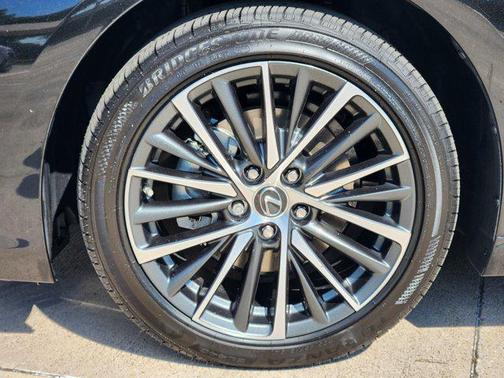 2025 Lexus ES 350 Base