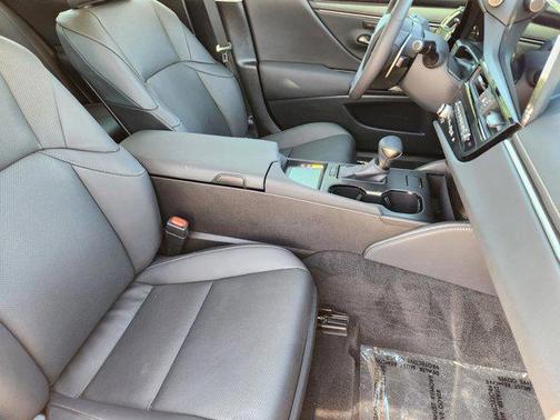 Moonbeam Beige Metallic 2023 Lexus ES 350 Premium
