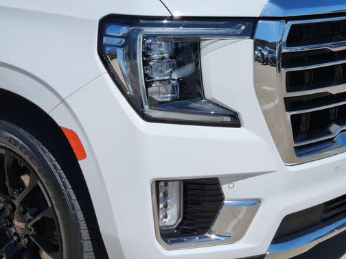 Summit White 2022 GMC Yukon SLT