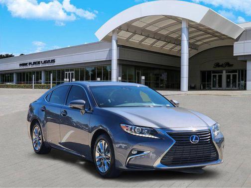 2016 Lexus ES 300h Base