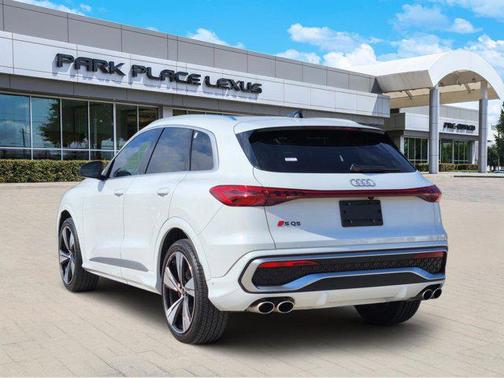 2025 Audi SQ5 3.0T Premium Plus