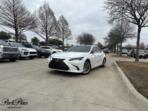 2023 Lexus ES 350 Ultra Luxury