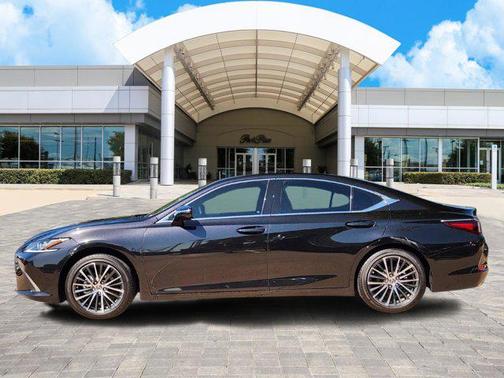 2025 Lexus ES 350 Base