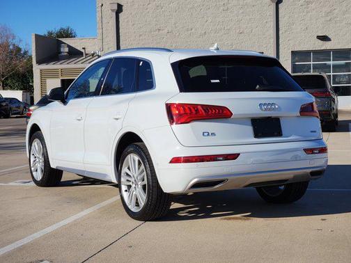 2020 Audi Q5 45 Prestige