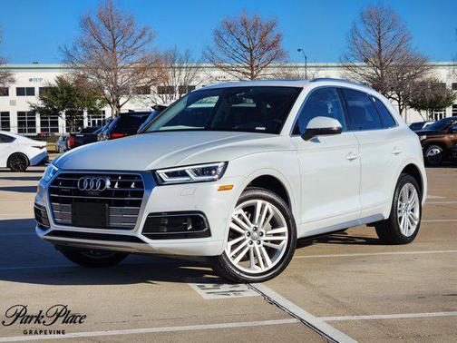 2020 Audi Q5 45 Prestige