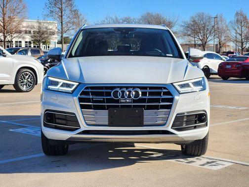 2020 Audi Q5 45 Prestige