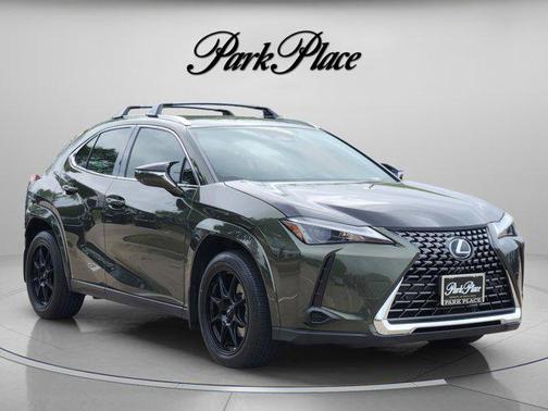 Nori Green Pearl 2025 Lexus UX 300h Premium