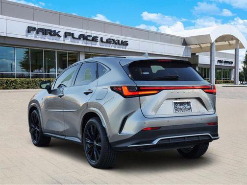 2023 Lexus NX 450h+ F SPORT Handling