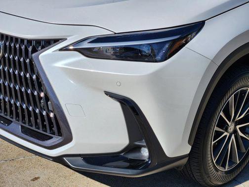 2025 Lexus NX 250 Premium