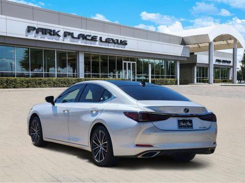 2025 Lexus ES 350 Base