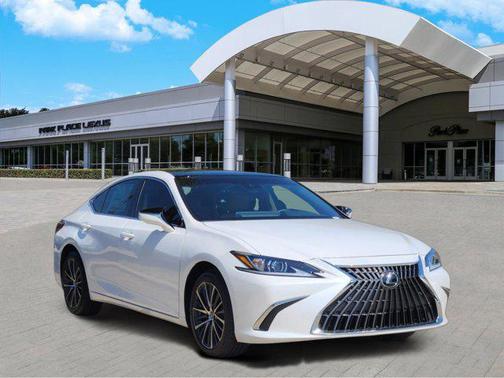 2025 Lexus ES 350 Base