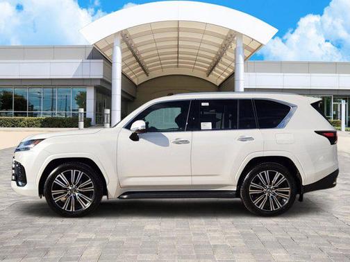 2026 Lexus LX 600 Luxury