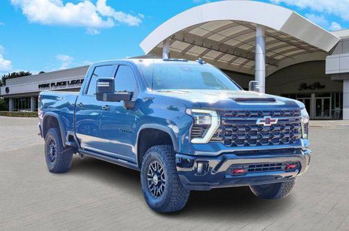 2024 Chevrolet Silverado 2500 4WD Crew Cab Standard Bed ZR2