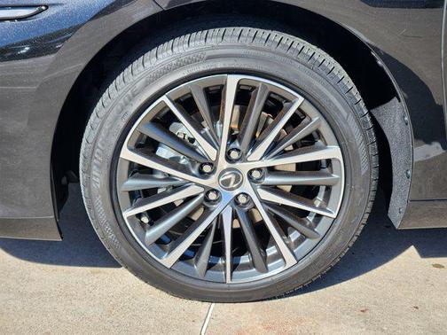 2025 Lexus ES 350 Base