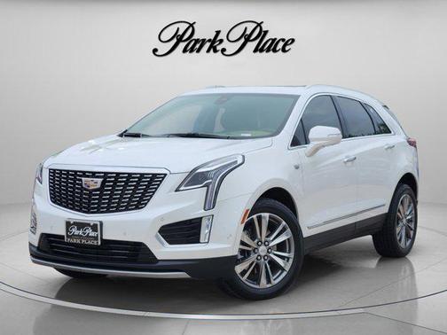 Crystal White Tricoat 2021 Cadillac XT5 Premium Luxury