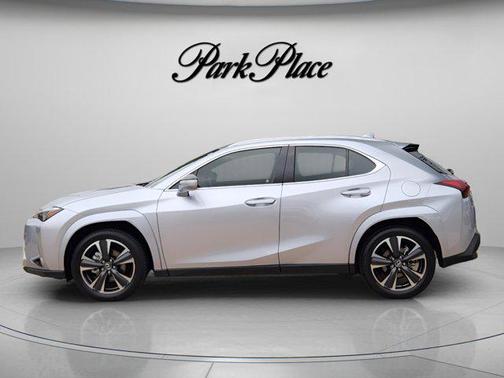 Iridium 2026 Lexus UX 300h Premium