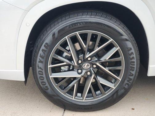Wind Chill Pearl 2026 Lexus TX 350 Premium