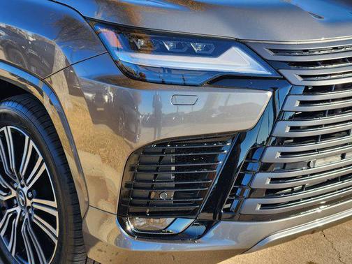 2026 Lexus LX 600 Luxury