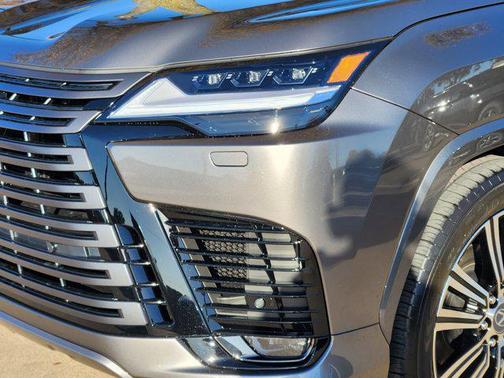 2026 Lexus LX 600 Luxury