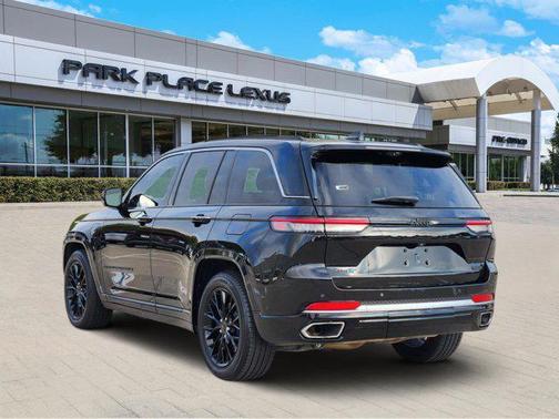 2022 Jeep Grand Cherokee 4xe Summit
