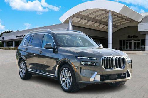 2025 BMW X7 xDrive40i