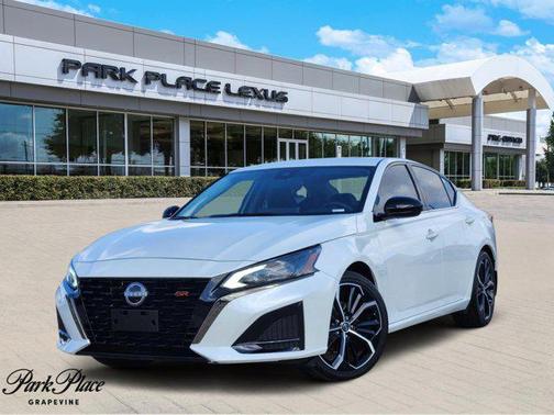 2024 Nissan Altima SR FWD