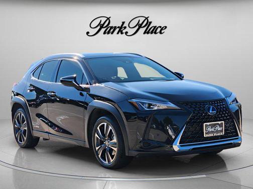 Obsidian 2020 Lexus UX 250h Base