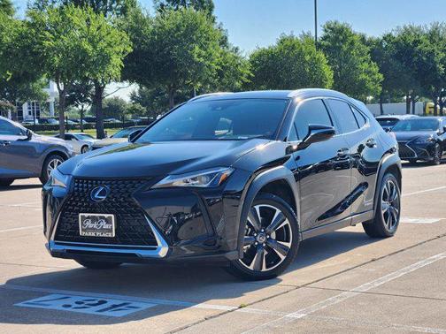 Obsidian 2020 Lexus UX 250h Base