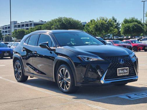 Obsidian 2020 Lexus UX 250h Base