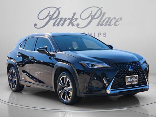 Obsidian 2020 Lexus UX 250h Base