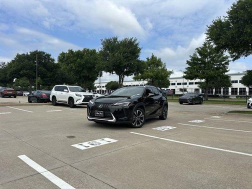 Obsidian 2020 Lexus UX 250h Base