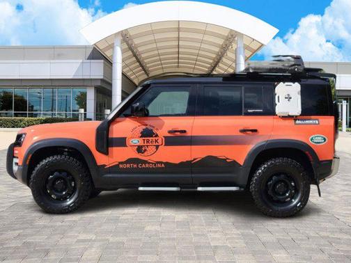 2022 Land Rover Defender 110 S