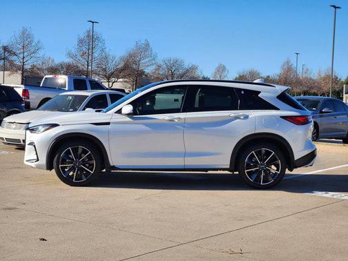 2024 INFINITI QX50 SPORT