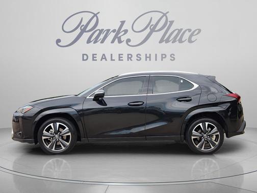 Caviar 2025 Lexus UX 300h Premium