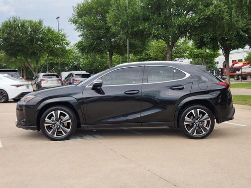 Caviar 2025 Lexus UX 300h Premium