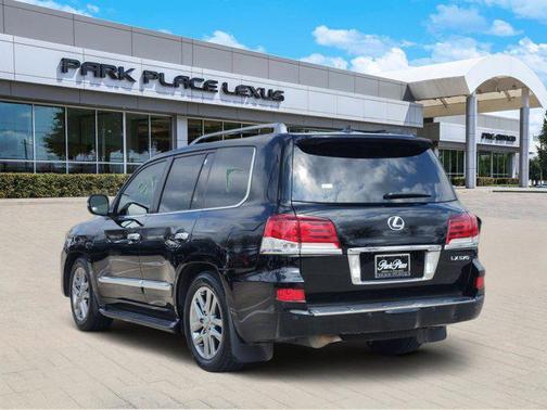 2014 Lexus LX 570 Base