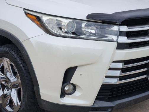 Blizzard Pearl 2018 Toyota Highlander Limited Platinum