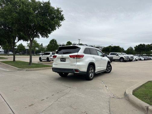 Blizzard Pearl 2018 Toyota Highlander Limited Platinum