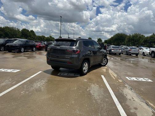 2022 Jeep Compass Sport