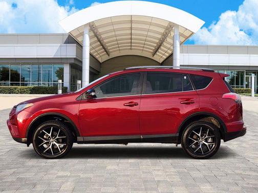 2018 Toyota RAV4 SE