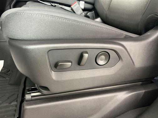 Sterling Gray Metallic 2026 Chevrolet Silverado 2500 LT