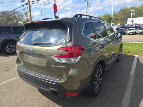 Autumn Green Metallic 2023 Subaru Forester Limited