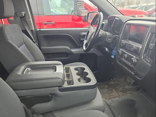 2018 Chevrolet Silverado 1500 2LT