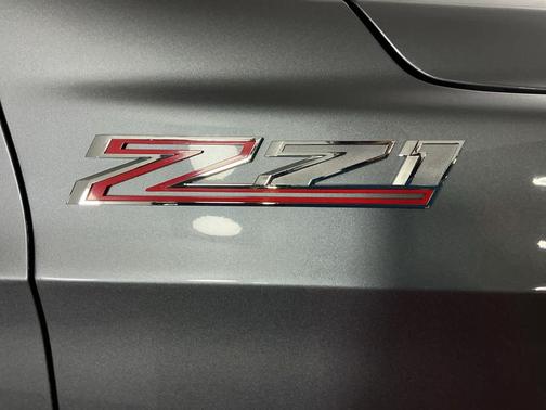 2021 Chevrolet Suburban 4WD Z71