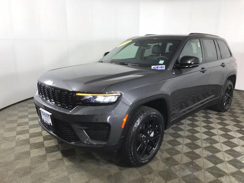 2024 Jeep Grand Cherokee Altitude