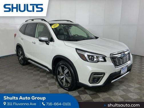 Crystal White Pearl 2019 Subaru Forester Touring
